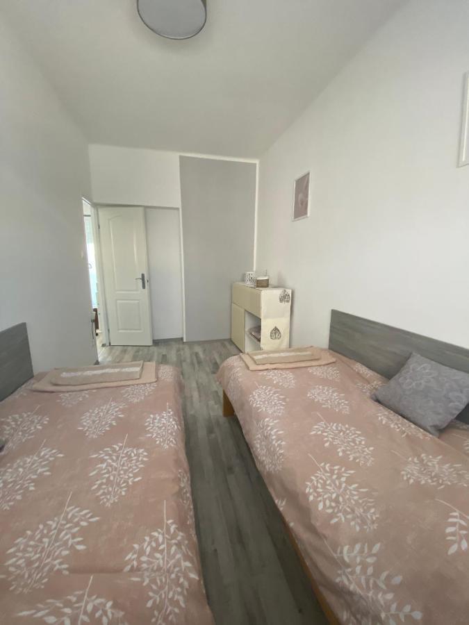 Katica Apartman Győr Exteriör bild