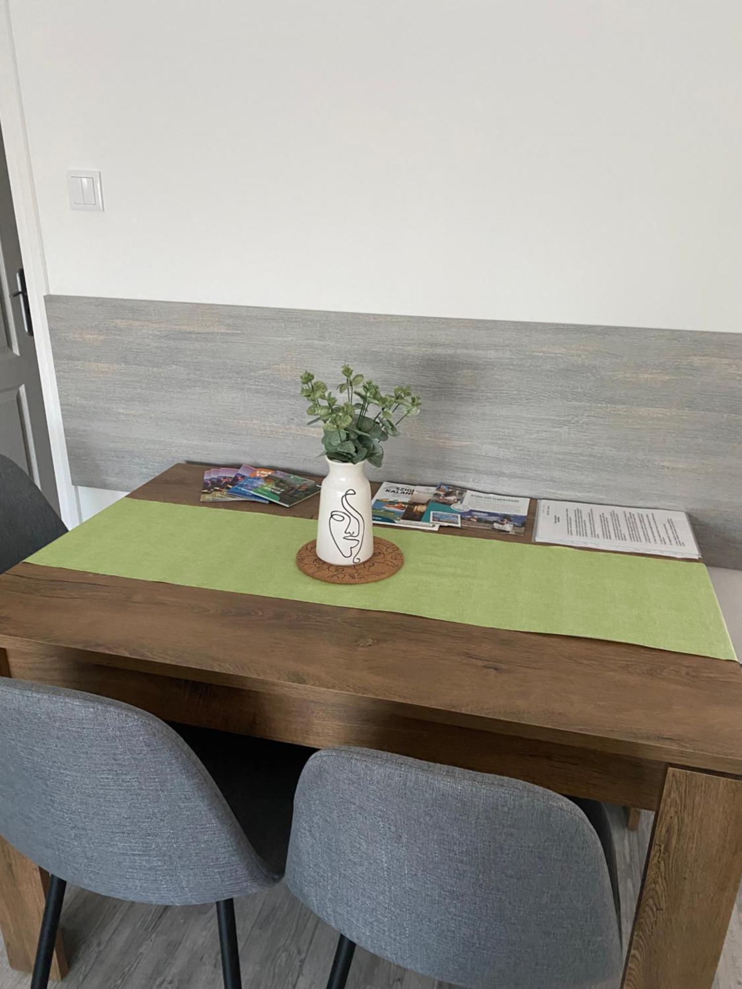 Katica Apartman Győr Exteriör bild