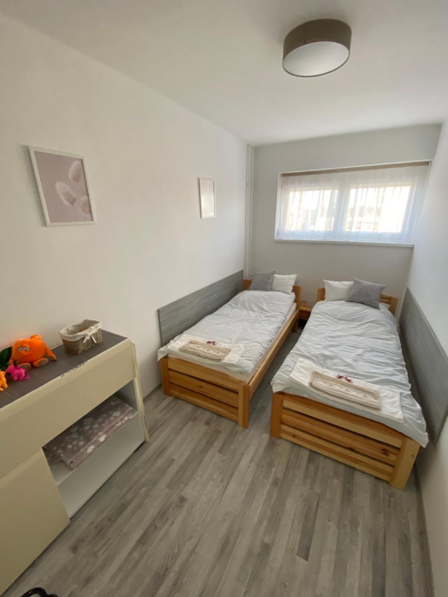 Katica Apartman Győr Exteriör bild